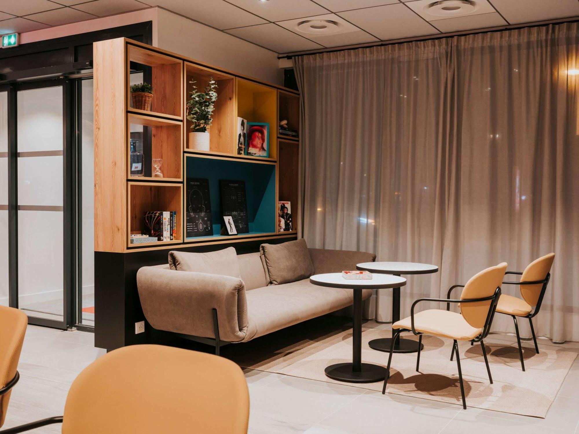 Ibis Rouen Centre Rive Droite Pasteur Hotel Екстериор снимка