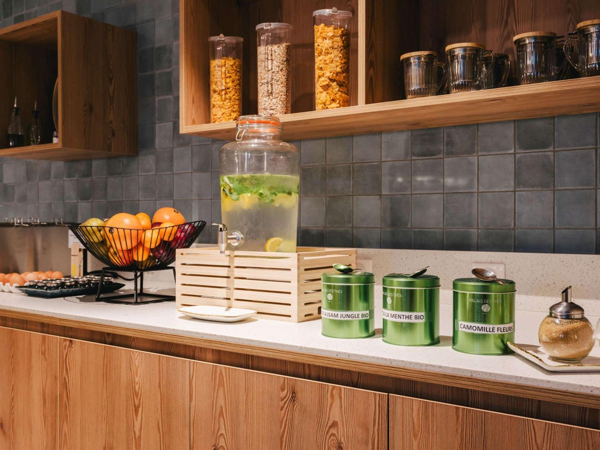 Ibis Rouen Centre Rive Droite Pasteur Hotel Екстериор снимка