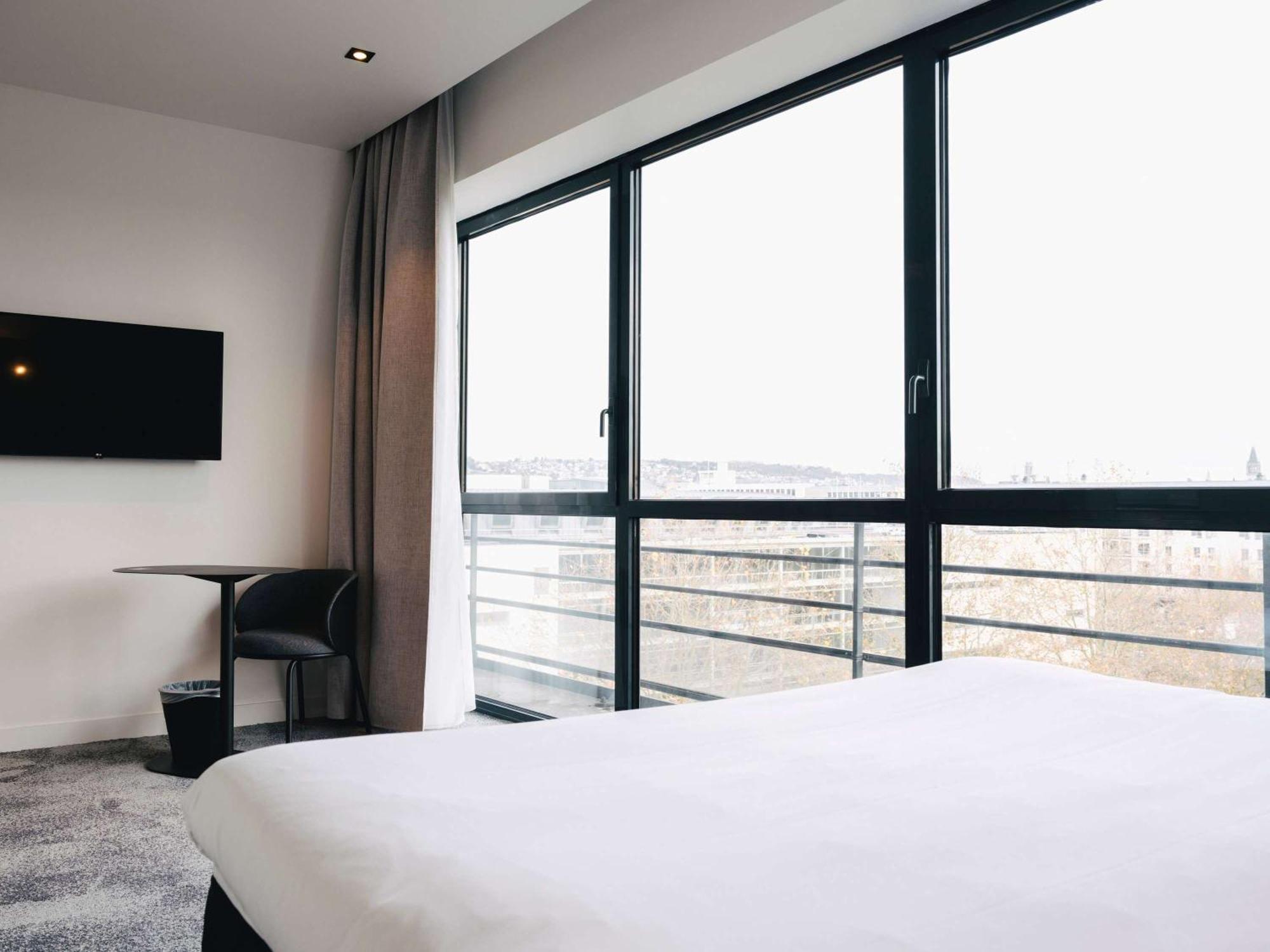 Ibis Rouen Centre Rive Droite Pasteur Hotel Екстериор снимка