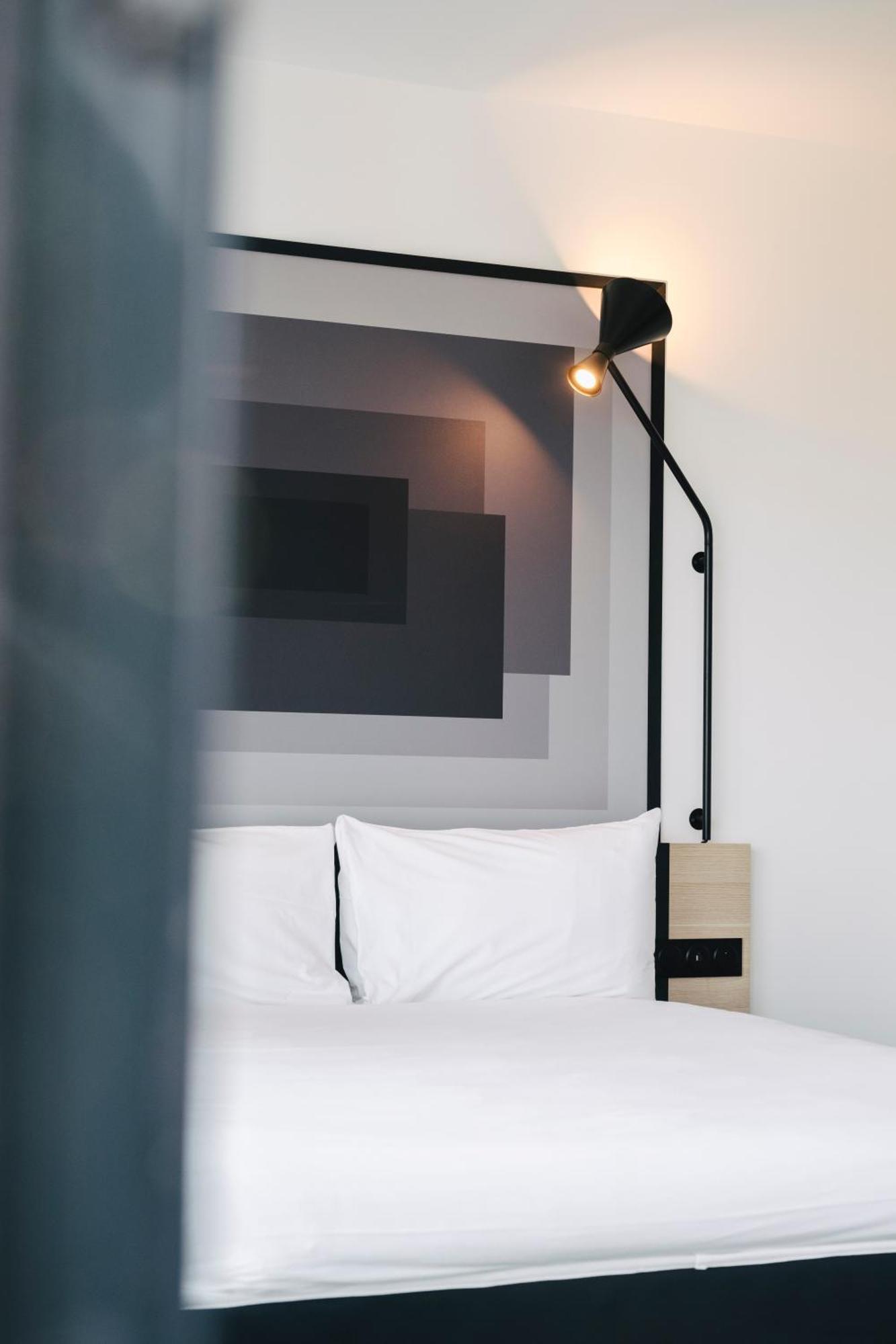 Ibis Rouen Centre Rive Droite Pasteur Hotel Екстериор снимка